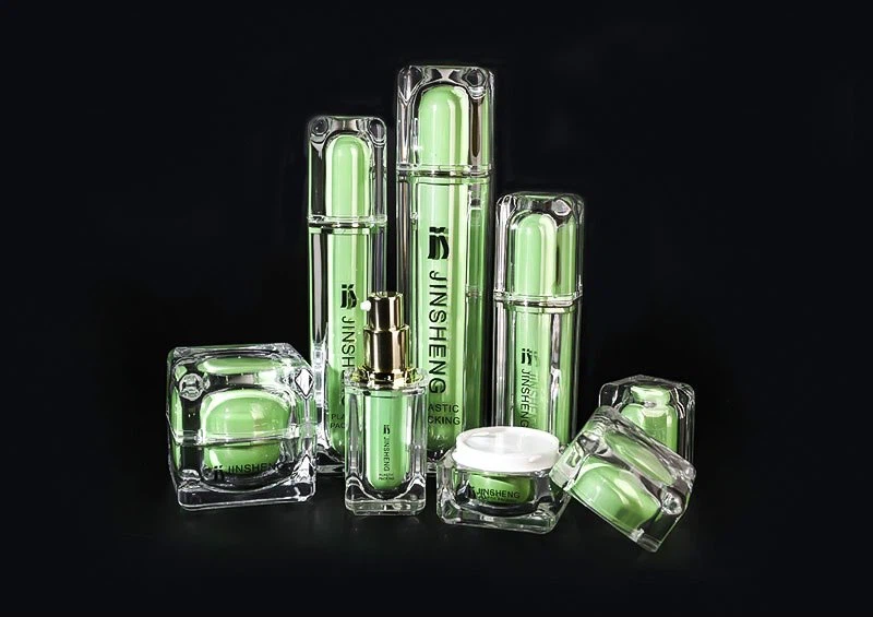 Airless Twist Up Cosmetic Pump Plastic Bottle